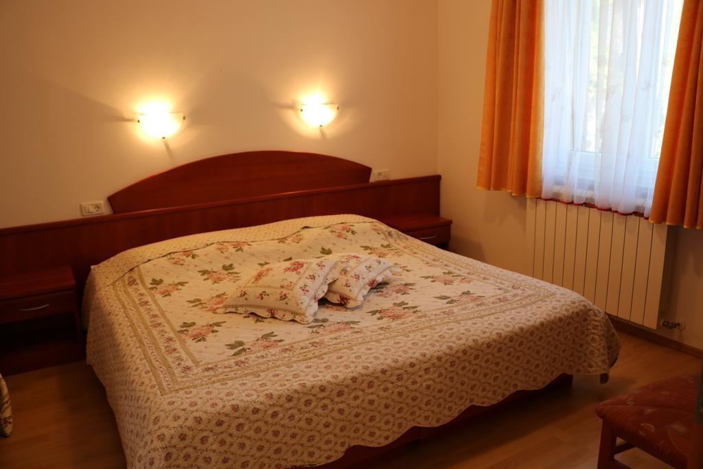 Farm Stay Pri Cepcovih Golac Exterior foto